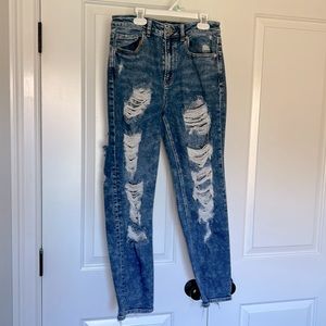 American Eagle Mom Jeans